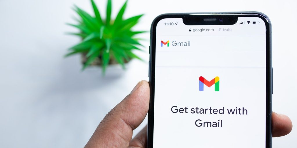 Image of Gmail on phone