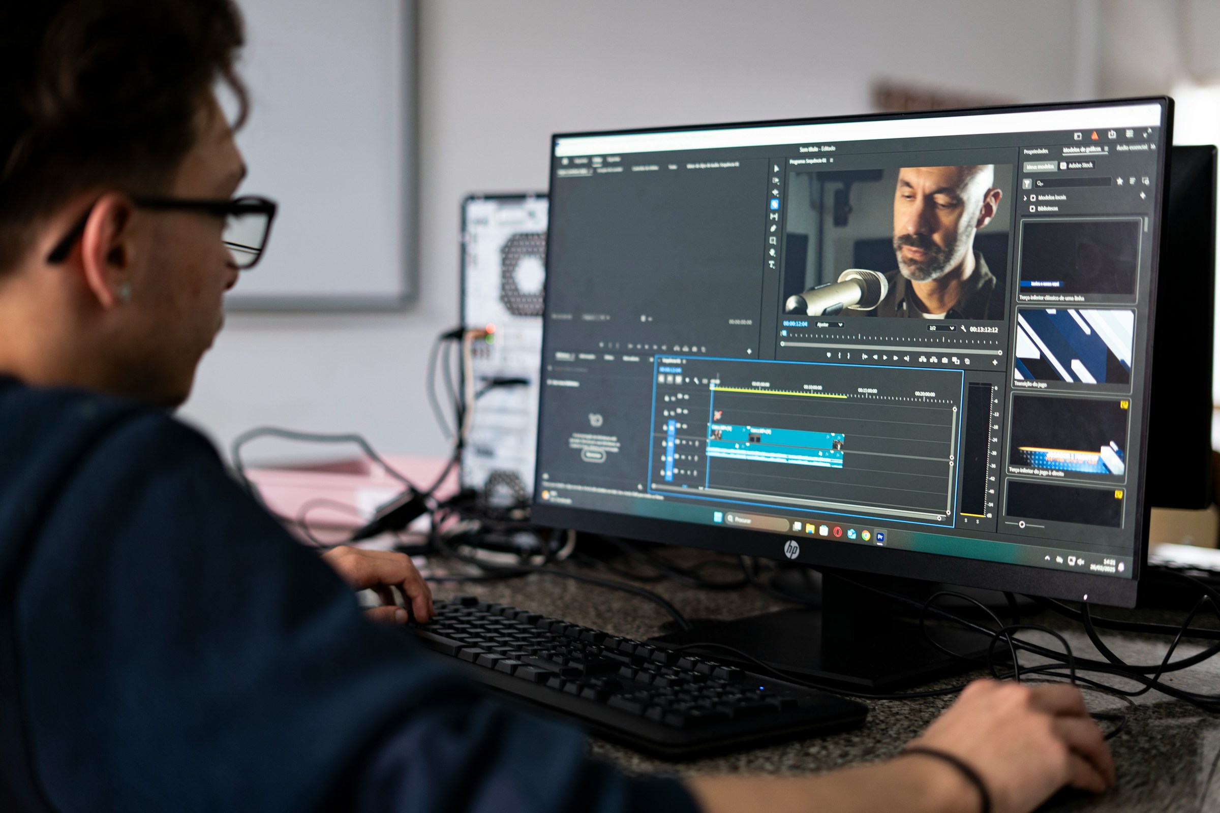 How to Write Engaging Video Descriptions and Titles for More Views